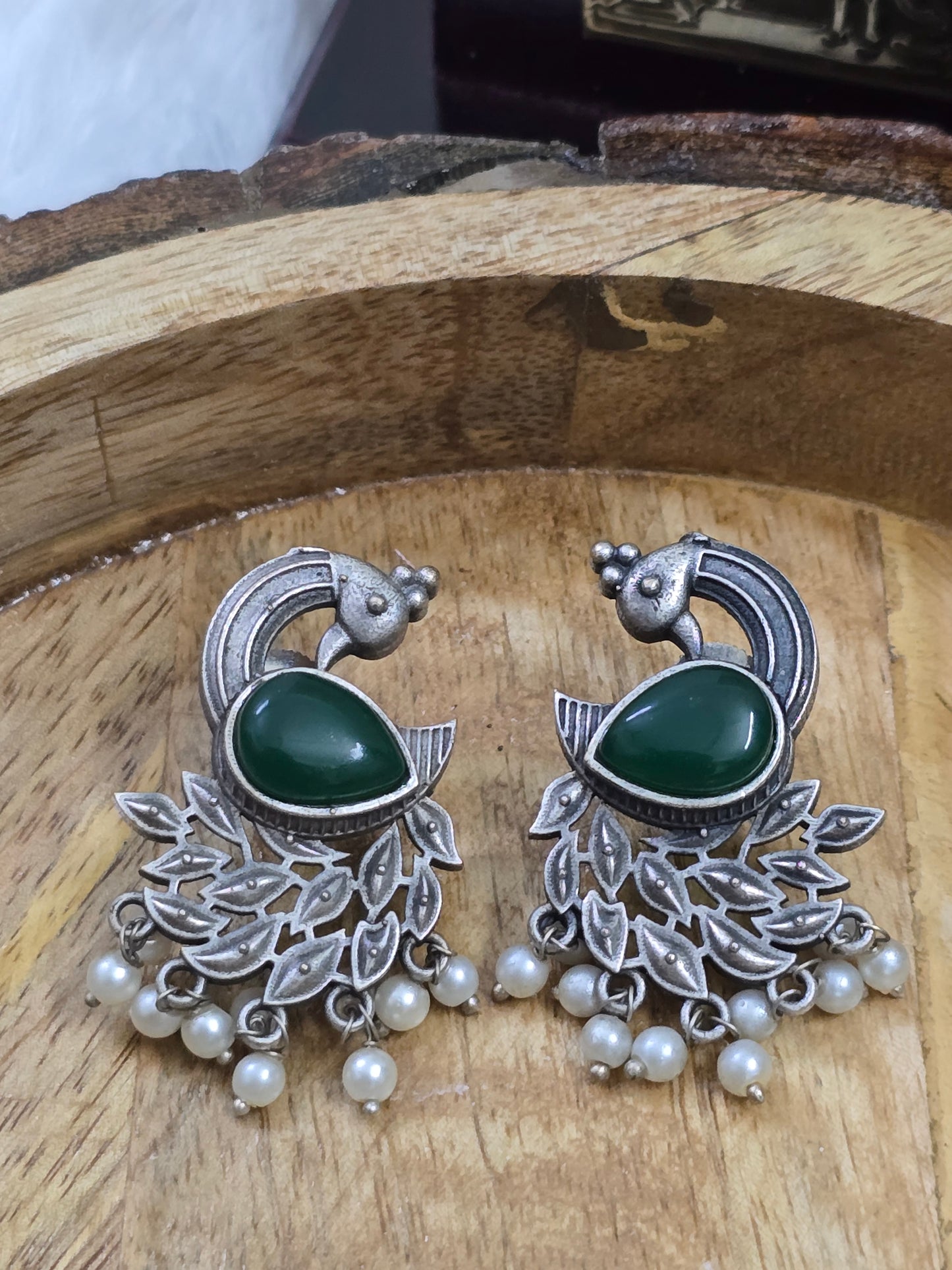 Earrings - black pearl peacock