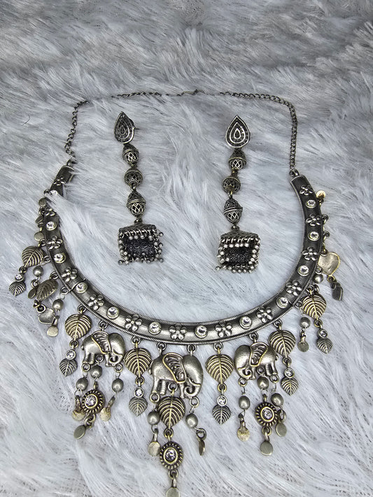 Boho choker
