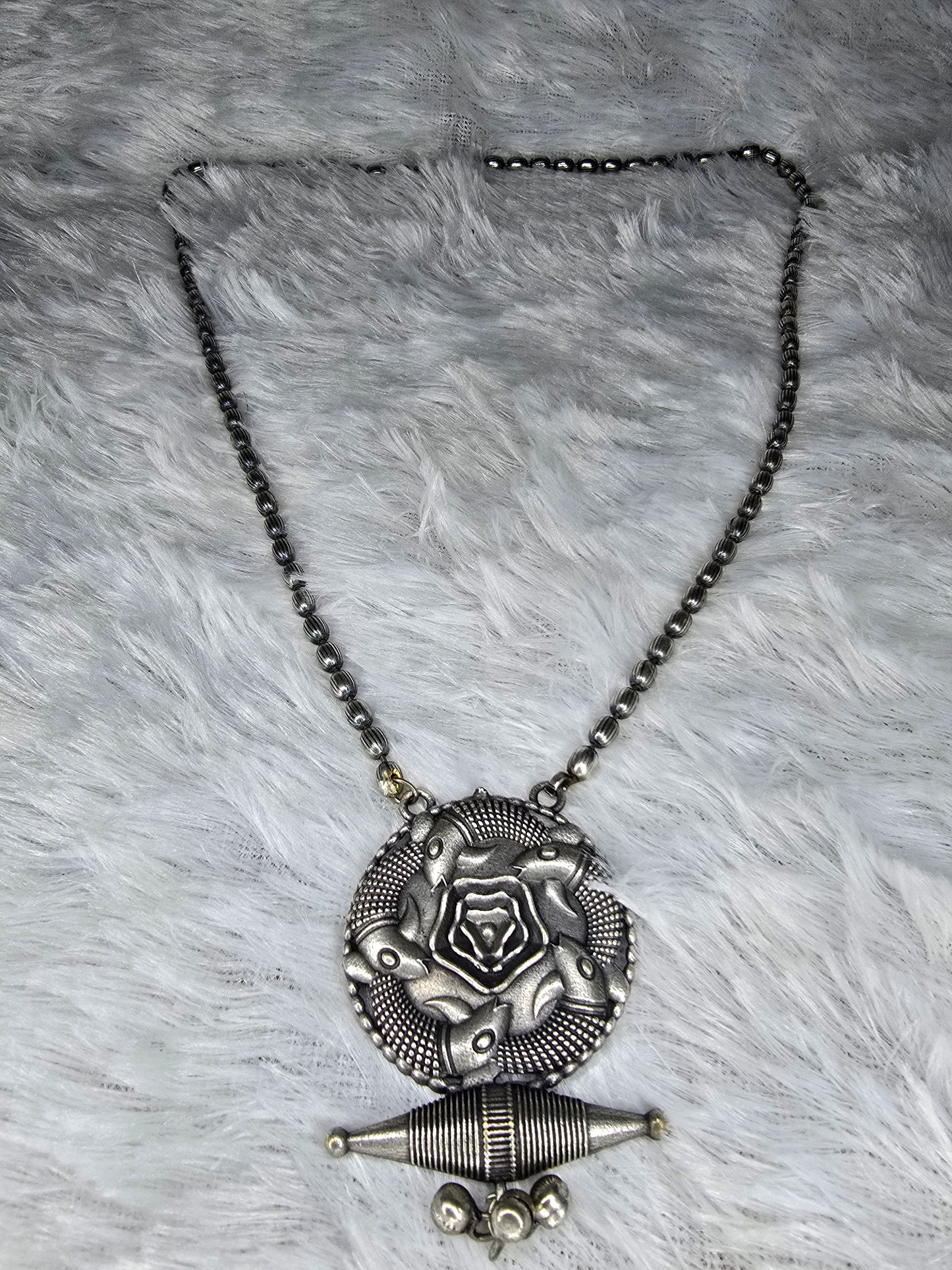 Rose herritage necklace