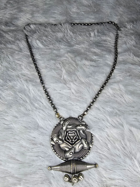 Rose herritage necklace