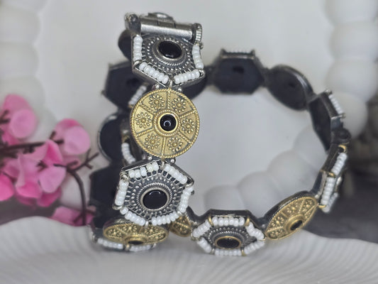 Dual tone coin kada