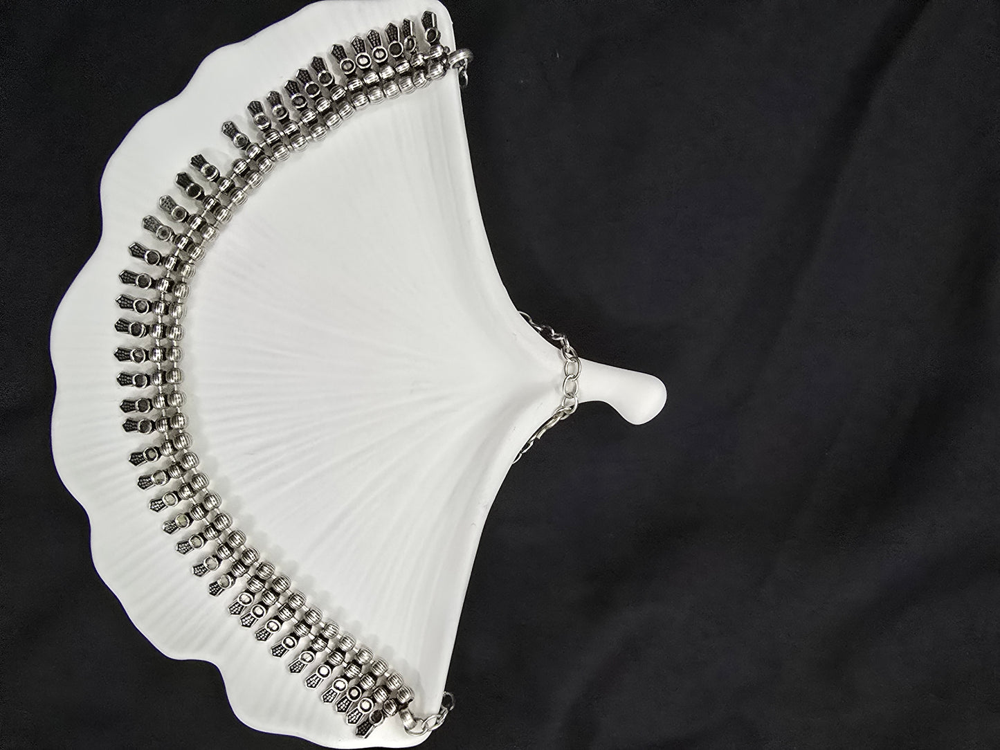 Oxodised necklace